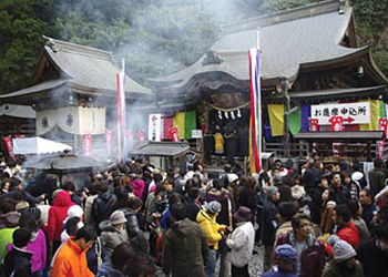 18番札所：持宝院（通称：多気不動尊）